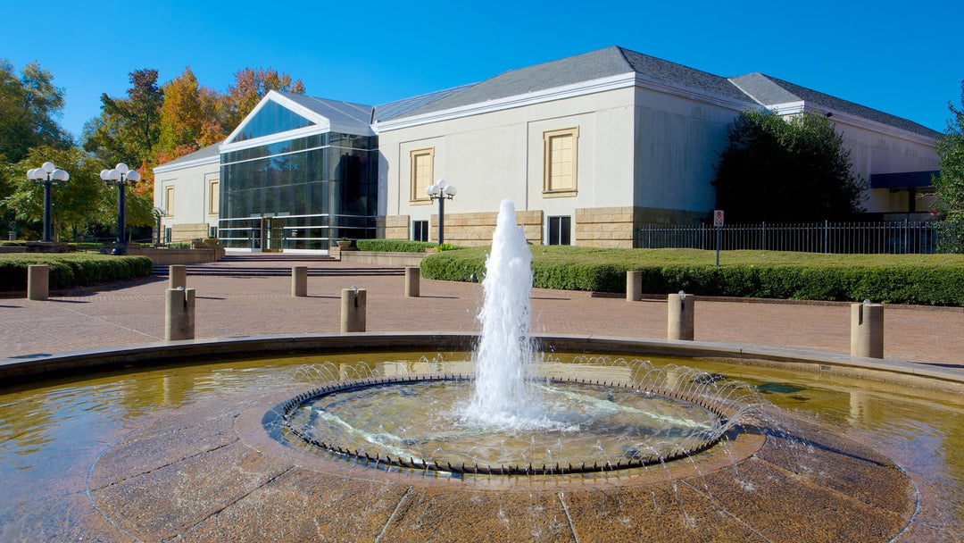 Front of Mint Museum Randolph in Charlotte with its fountain